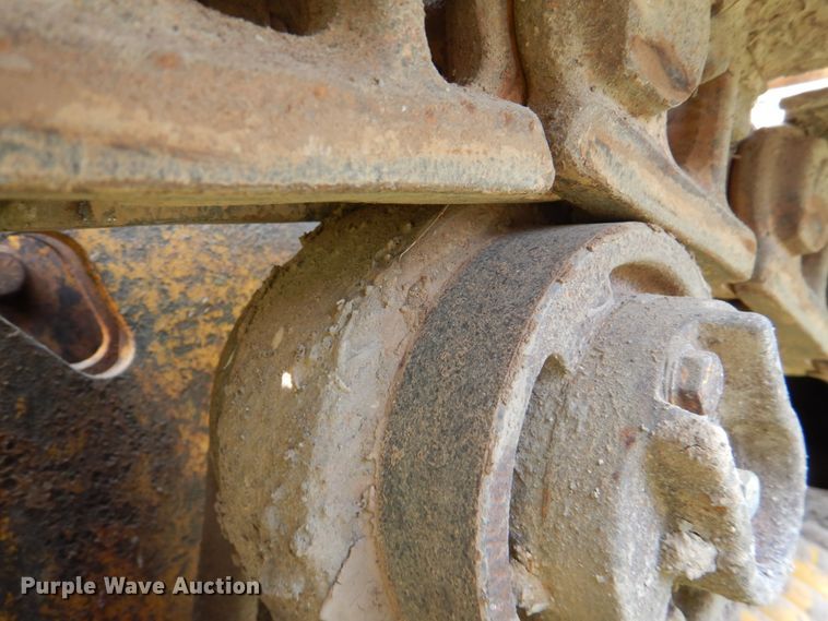 image for item IR9028 1979 John Deere JD450-C  dozer