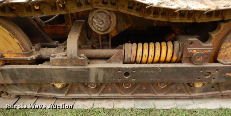 image for item IR9028 1979 John Deere JD450-C  dozer