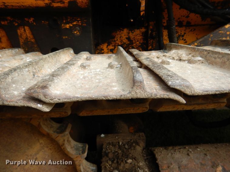 image for item IR9028 1979 John Deere JD450-C  dozer