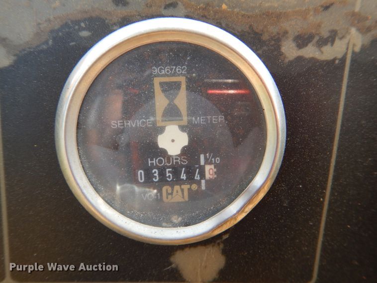 image for item IR9030 1993 Caterpillar D3C  dozer