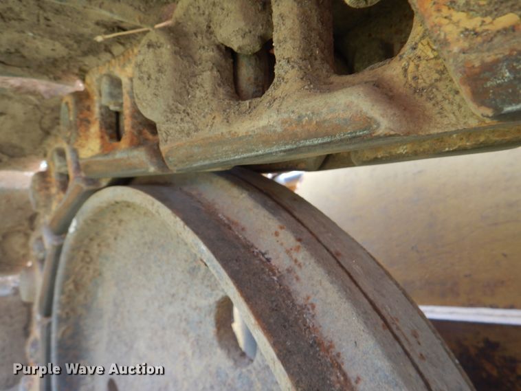 image for item IR9030 1993 Caterpillar D3C  dozer