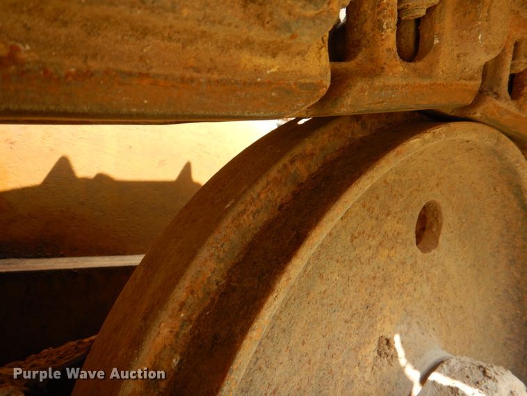 image for item IR9030 1993 Caterpillar D3C  dozer