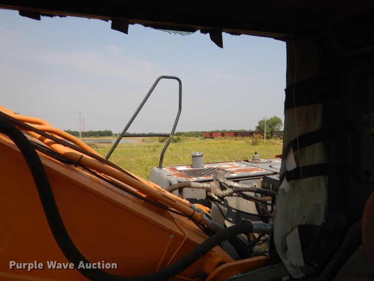 image for item IT9743 2008 Case CX210B  excavator