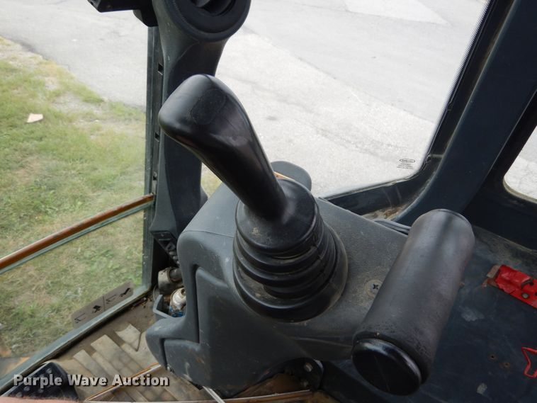 image for item JI9509 2015 John Deere 410K  backhoe