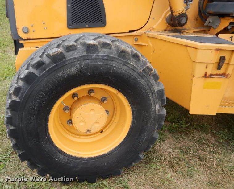 image for item JI9509 2015 John Deere 410K  backhoe