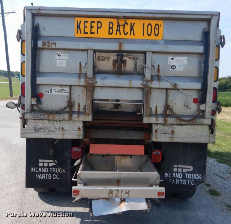 image for item JI9518 2006 International WorkStar 7400  spreader truck