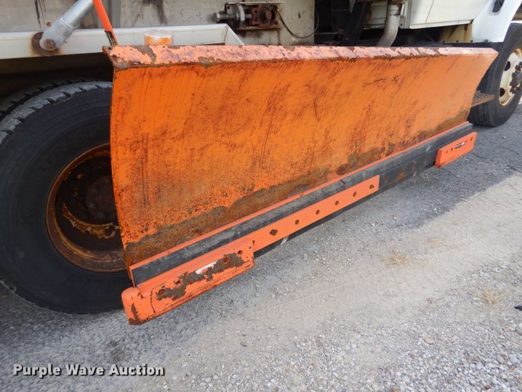 image for item JI9518 2006 International WorkStar 7400  spreader truck