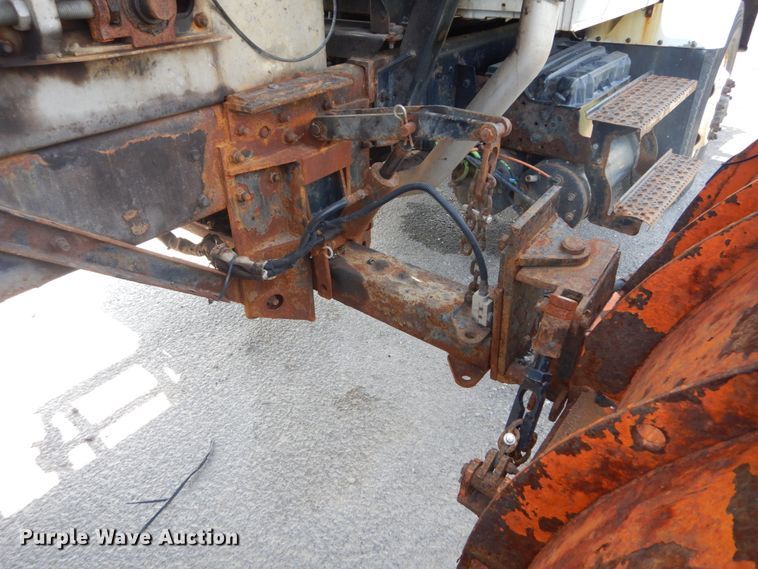 image for item JI9518 2006 International WorkStar 7400  spreader truck