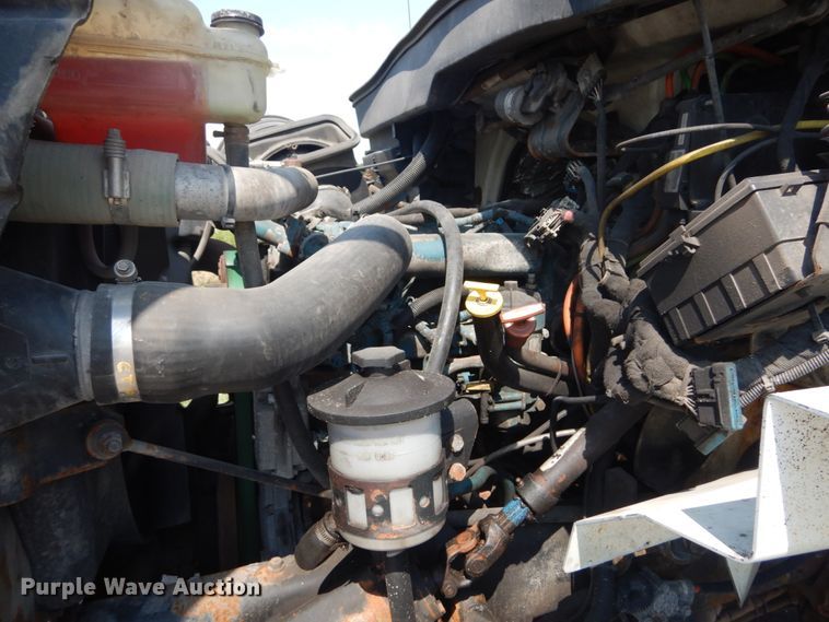 image for item JI9518 2006 International WorkStar 7400  spreader truck