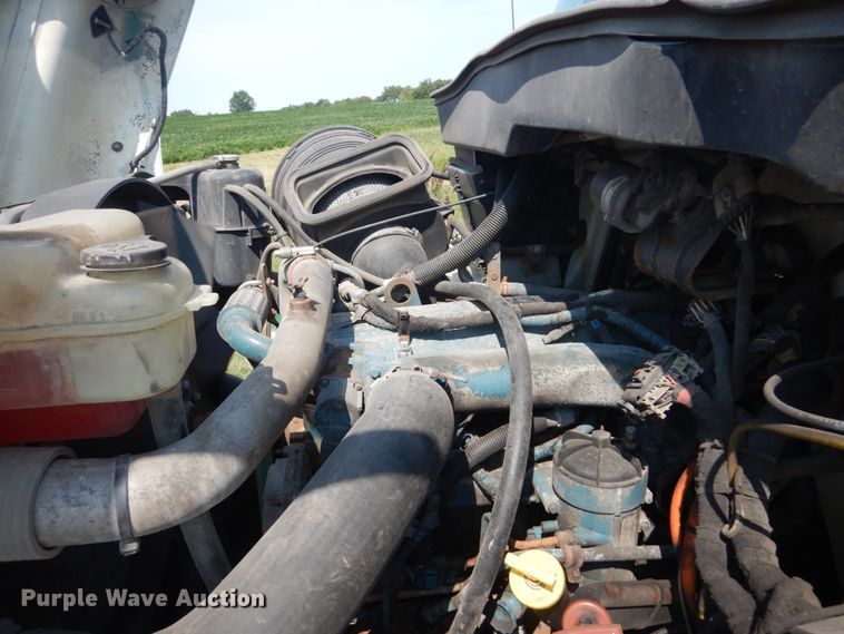 image for item JI9518 2006 International WorkStar 7400  spreader truck