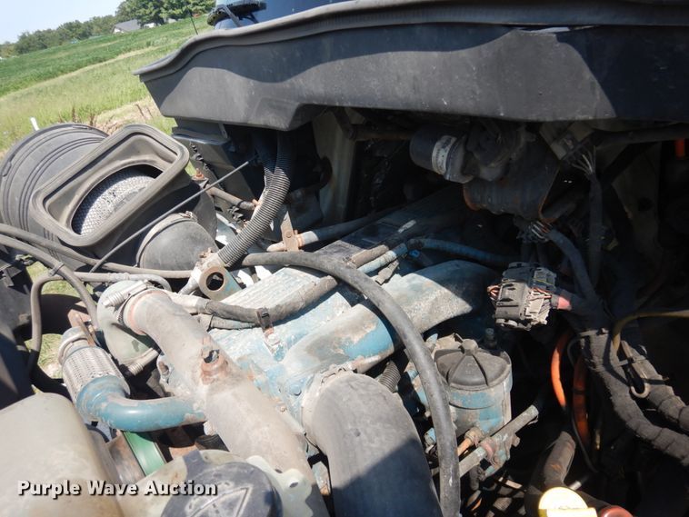 image for item JI9518 2006 International WorkStar 7400  spreader truck