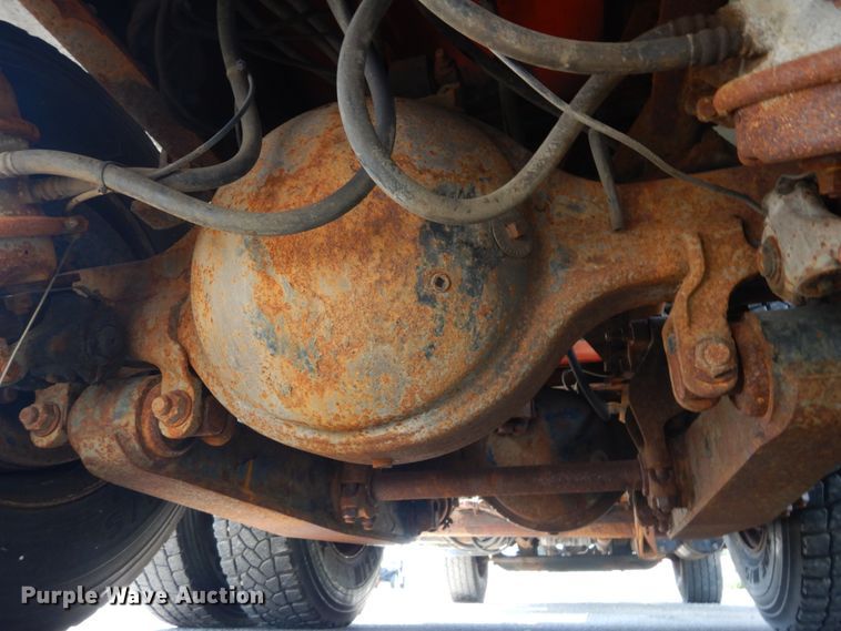 image for item JI9518 2006 International WorkStar 7400  spreader truck