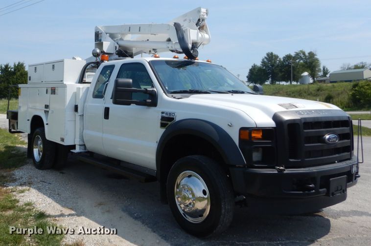 image for item JI9525 2008 Ford F550 Super Duty XL  SuperCab bucket truck