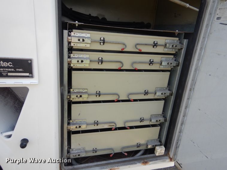 image for item JI9525 2008 Ford F550 Super Duty XL  SuperCab bucket truck