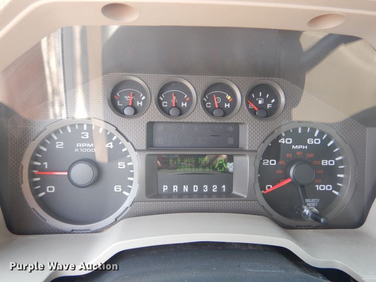 image for item JI9525 2008 Ford F550 Super Duty XL  SuperCab bucket truck