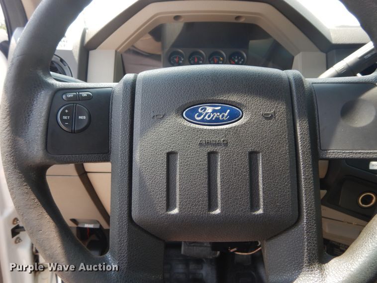 image for item JI9525 2008 Ford F550 Super Duty XL  SuperCab bucket truck