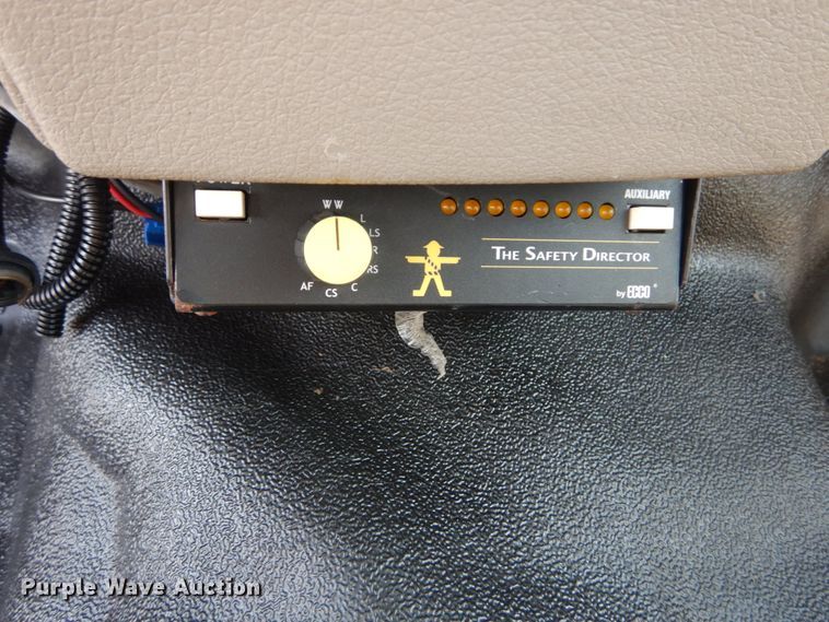 image for item JI9525 2008 Ford F550 Super Duty XL  SuperCab bucket truck