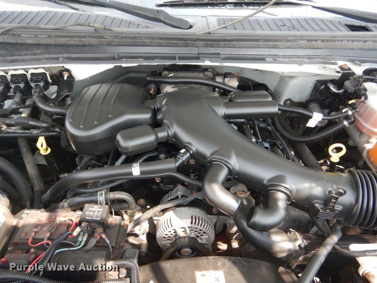 image for item JI9525 2008 Ford F550 Super Duty XL  SuperCab bucket truck