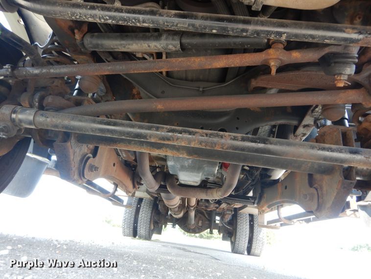 image for item JI9525 2008 Ford F550 Super Duty XL  SuperCab bucket truck