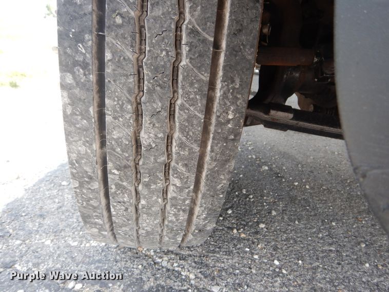 image for item JI9525 2008 Ford F550 Super Duty XL  SuperCab bucket truck