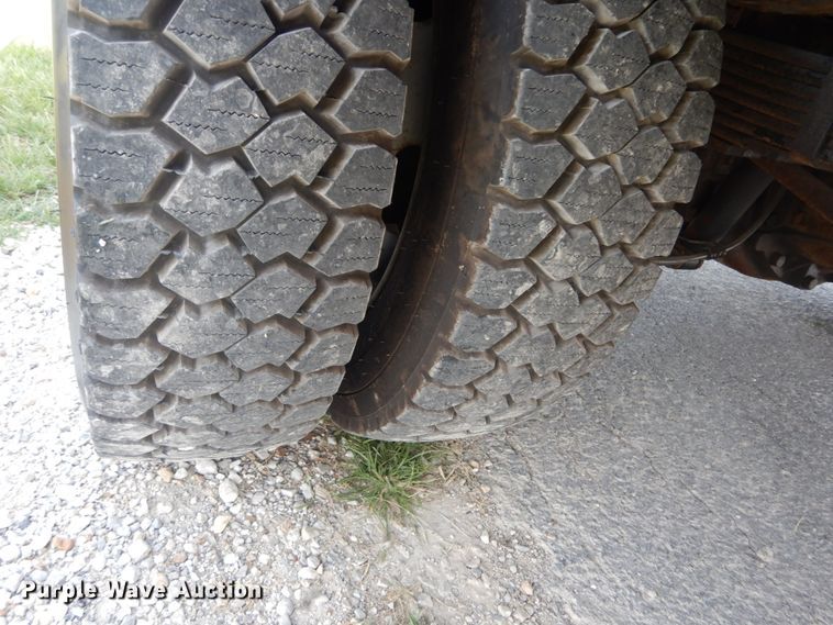 image for item JI9525 2008 Ford F550 Super Duty XL  SuperCab bucket truck