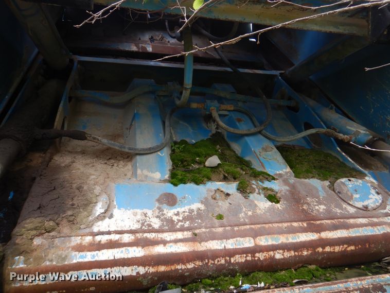 image for item JY9959 1996 Ford L8000  refuse truck