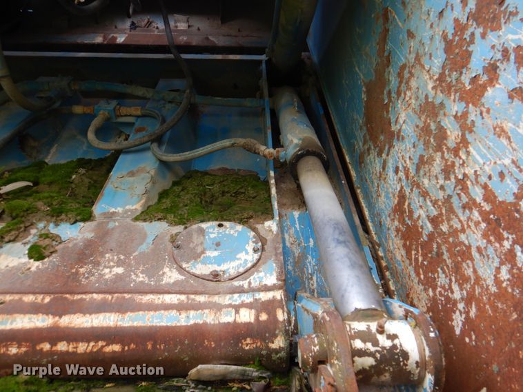 image for item JY9959 1996 Ford L8000  refuse truck