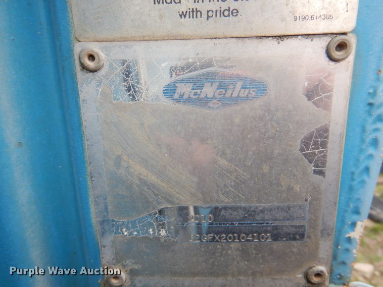 image for item JY9959 1996 Ford L8000  refuse truck