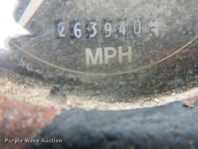 image for item JY9959 1996 Ford L8000  refuse truck