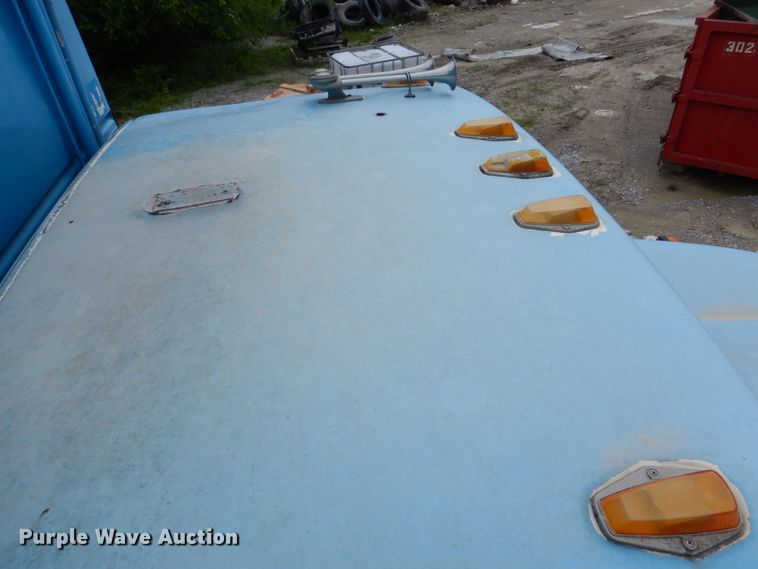 image for item JY9959 1996 Ford L8000  refuse truck