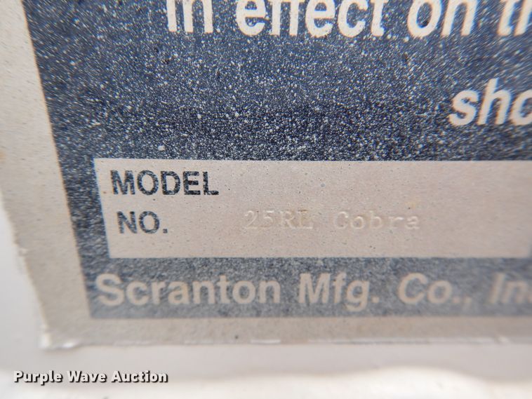 image for item JY9960 1999 Freightliner FL80  refuse truck