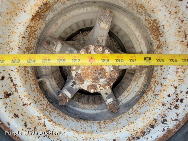 image for item KD9382 1982 International CO-9670  winch truck