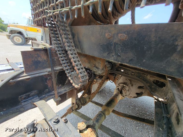 image for item KD9382 1982 International CO-9670  winch truck