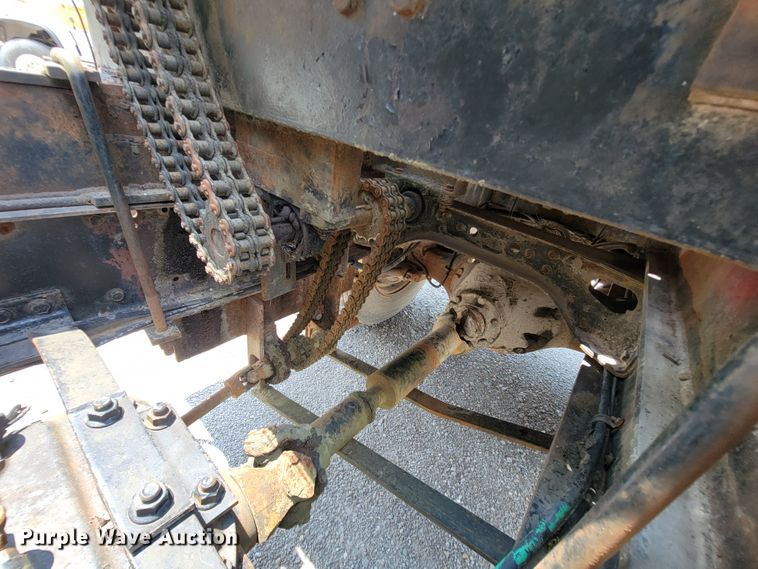 image for item KD9382 1982 International CO-9670  winch truck