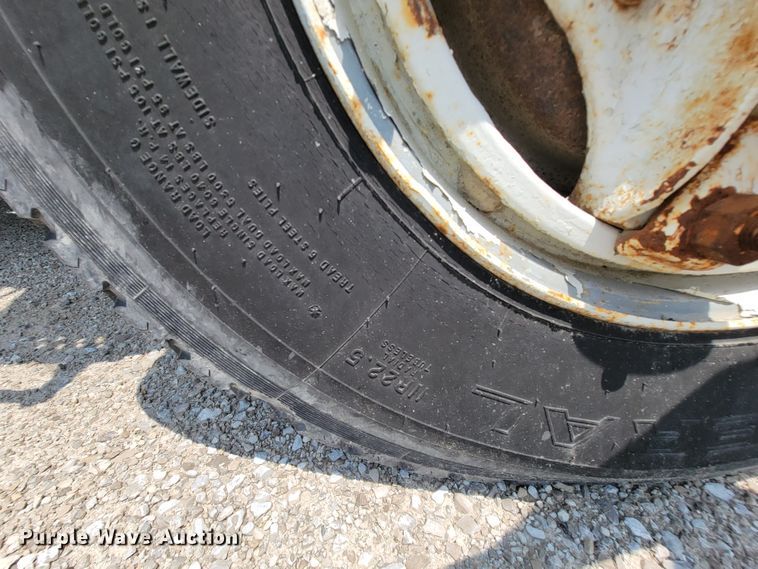 image for item KD9382 1982 International CO-9670  winch truck