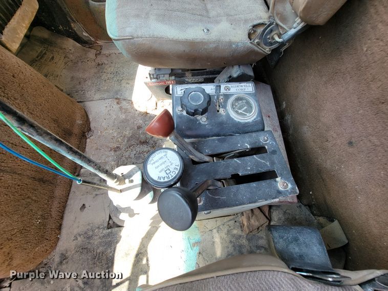 image for item KD9383 1985 Ford 9000  dump truck