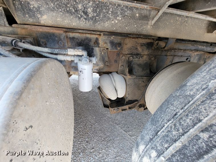 image for item KD9383 1985 Ford 9000  dump truck