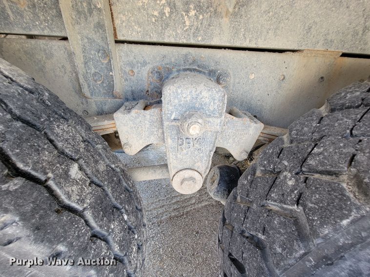 image for item KD9383 1985 Ford 9000  dump truck