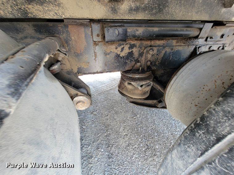 image for item KD9383 1985 Ford 9000  dump truck