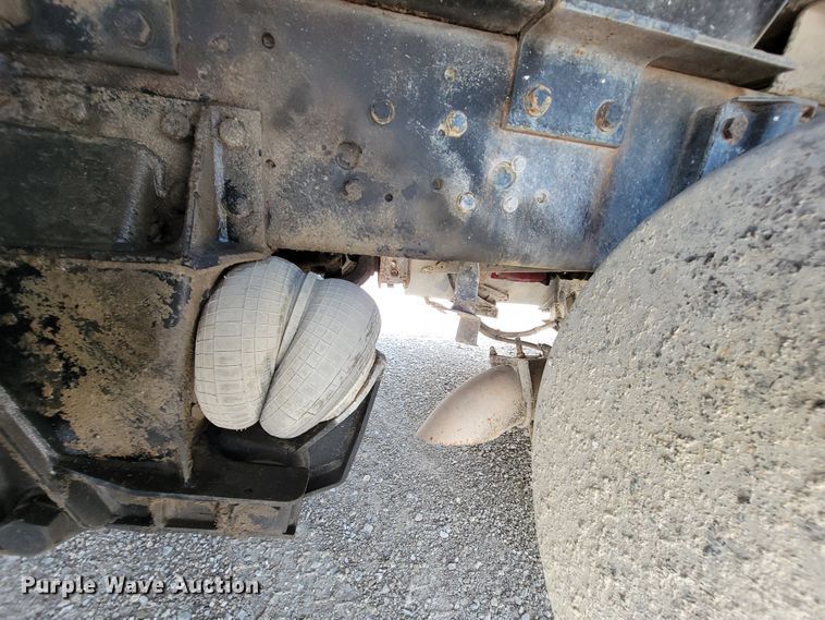 image for item KD9383 1985 Ford 9000  dump truck