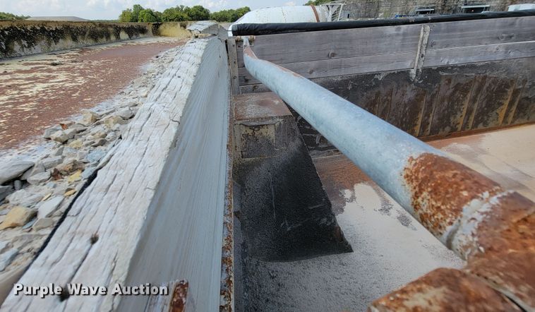 image for item KD9383 1985 Ford 9000  dump truck