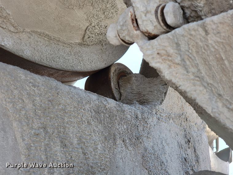 image for item KD9384 1993 Ford LT8000  ready mix truck