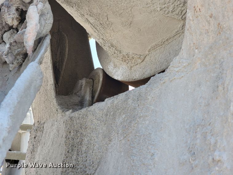 image for item KD9384 1993 Ford LT8000  ready mix truck