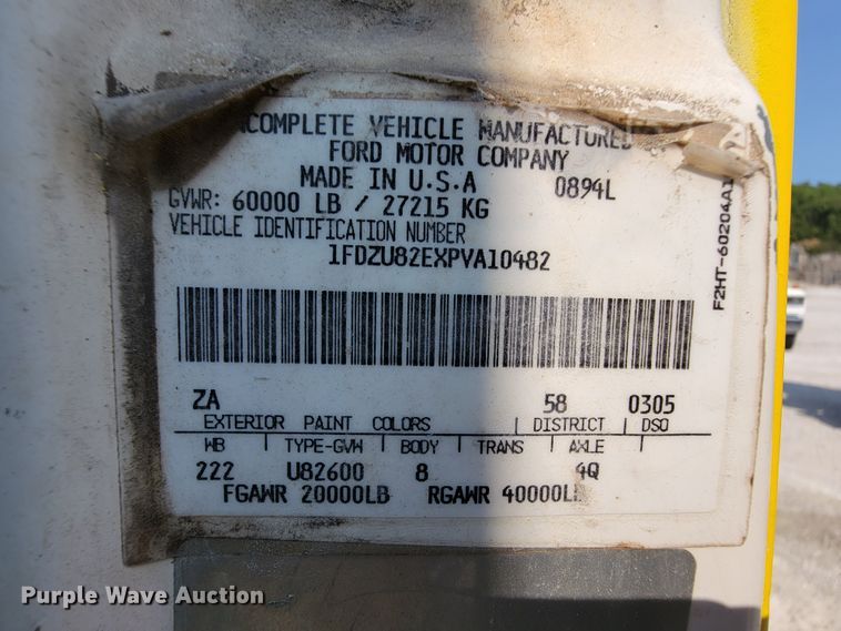 image for item KD9384 1993 Ford LT8000  ready mix truck