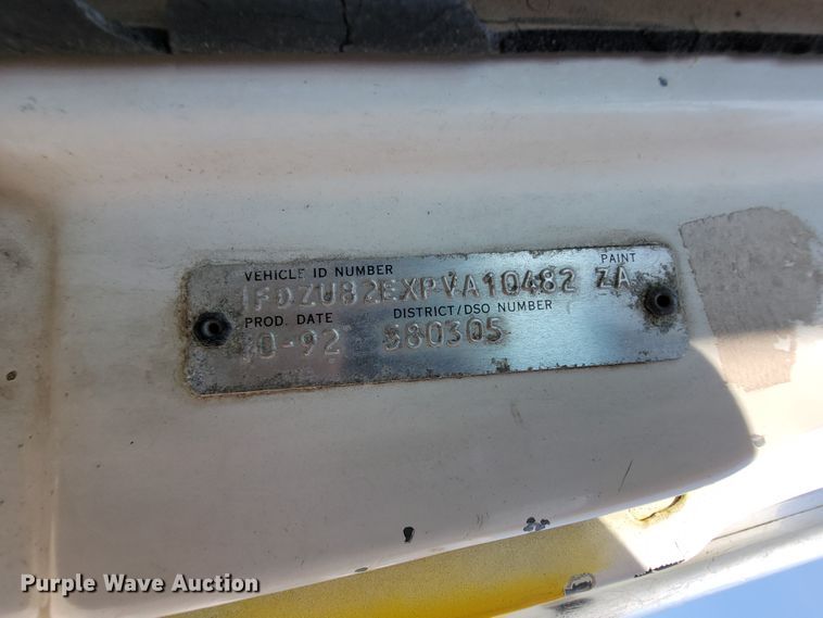 image for item KD9384 1993 Ford LT8000  ready mix truck