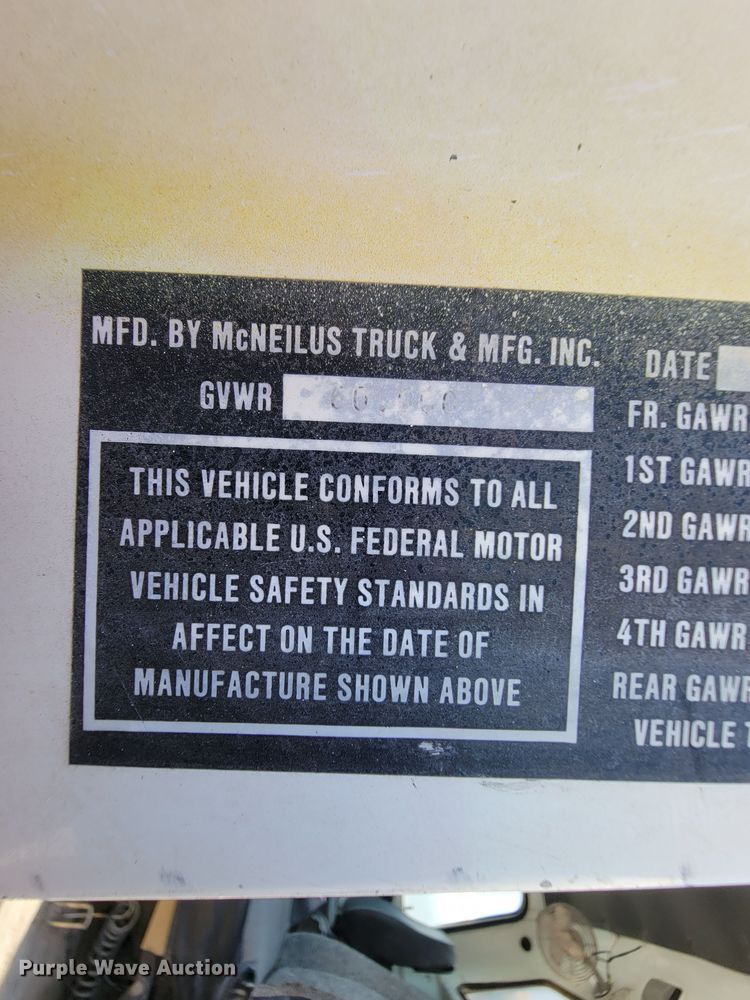 image for item KD9384 1993 Ford LT8000  ready mix truck