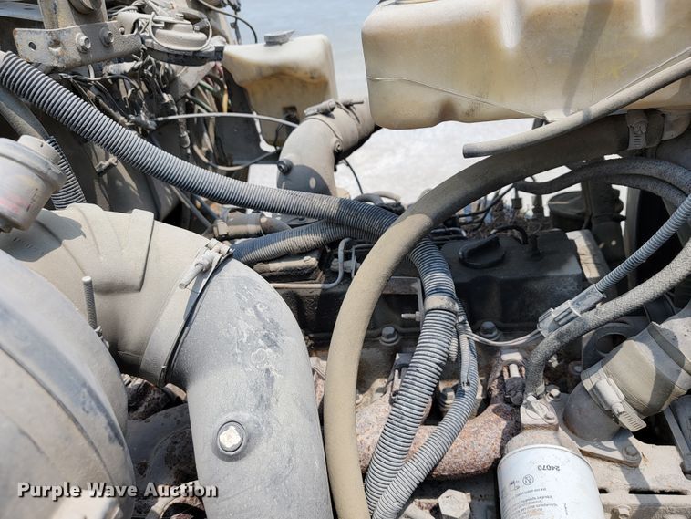 image for item KD9385 1994 Ford LT8000  ready mix truck