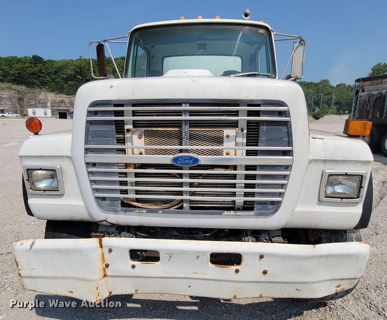 image for item KD9386 1994 Ford LT8000  ready mix truck