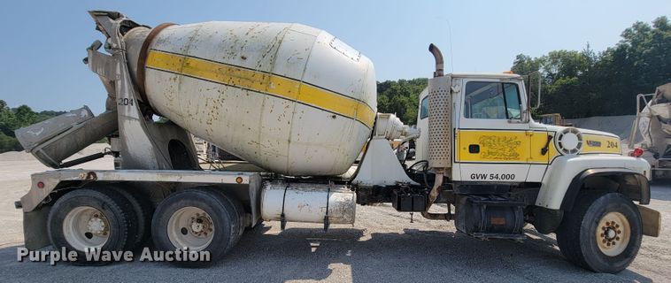 image for item KD9386 1994 Ford LT8000  ready mix truck