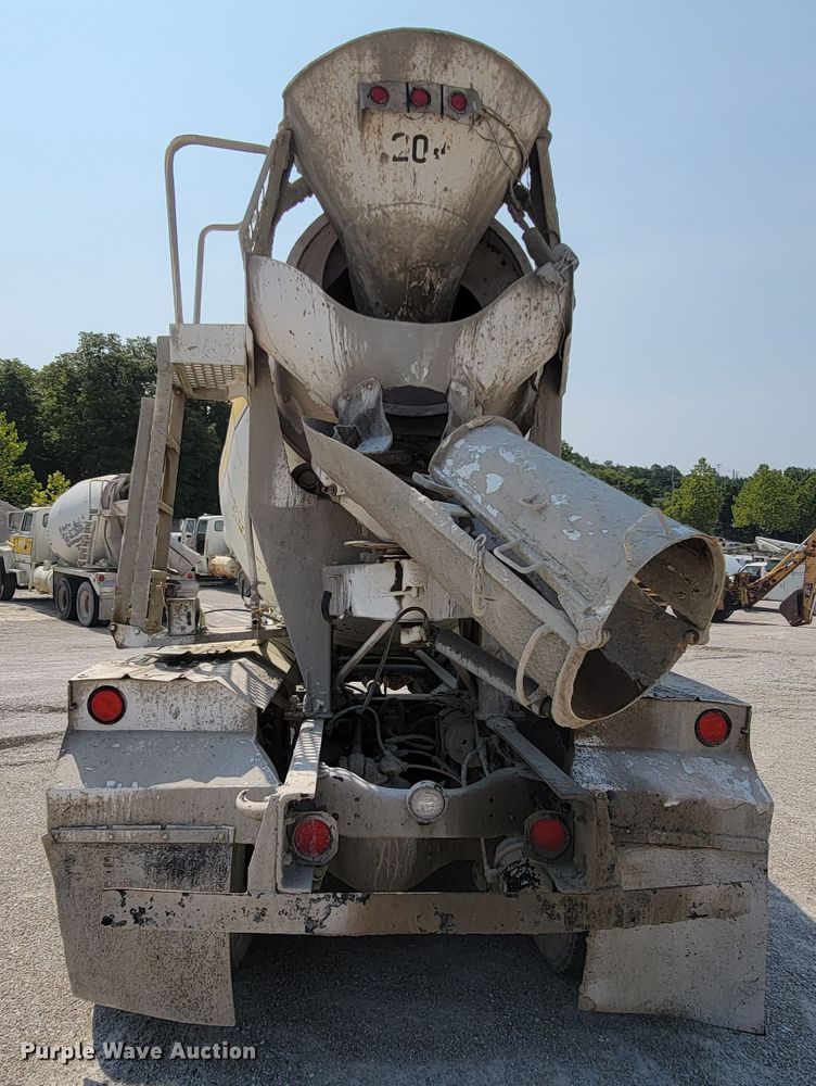 image for item KD9386 1994 Ford LT8000  ready mix truck